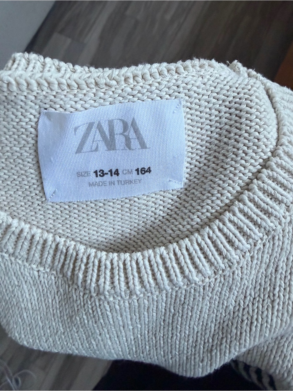 ZARA sleeveless sweater